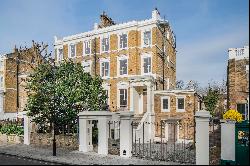 Luxury six bedroom family home situated on the prestigious Marlborough Place