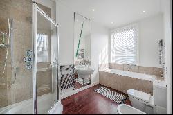 Luxury six bedroom family home situated on the prestigious Marlborough Place