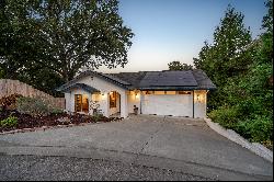 320 Apple Blossom Lane, Templeton, CA 93465