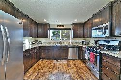 928 Stonewater Drive Eagle Point, OR 97524