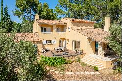 La Ciotat, Saint-Loup - House with Spacious Garden