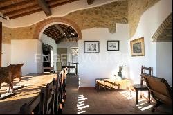 Typical Tuscan farmhouse with swimming pool