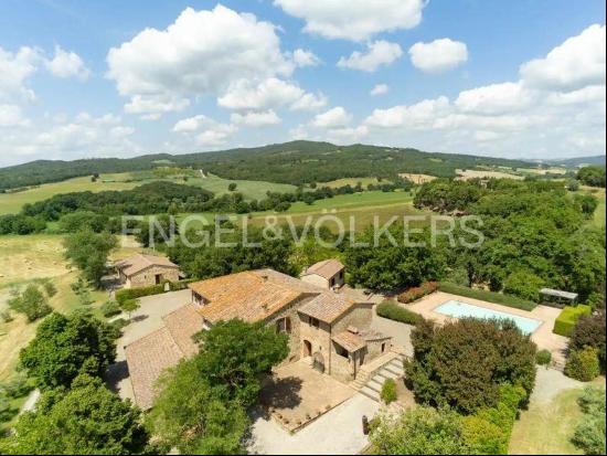 Typical Tuscan farmhouse with swimming pool