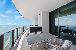 18555 Collins Ave,Sunny Isles Beach, FL, 33160