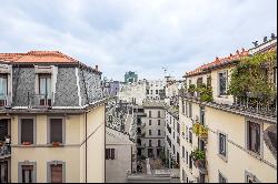 Charming penthouse in Brera