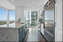 Rare Condo Available for Rent In 10 Terminus Buckhead!