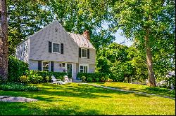 27 Crestwood Road, Port Washington, NY 11050