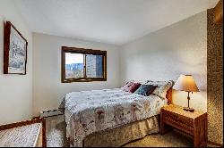 Stunning Move-In Ready Beautifully Furnished Snowscape Condo