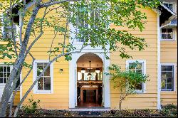 The Yellow House in Snedens Landing