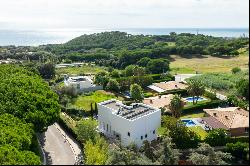 Cubic style house with swimming pool in Sant Vicenç de Montalt - Costa BCN