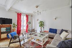 Paris 7th District – A 2-bed apartment rented furnished