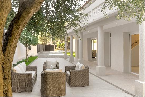 Magnificent charming villa a few steps from the Croisette in Cannes