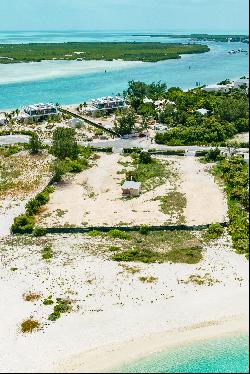 Rare Prime Beachfront 2-acre Estate Site