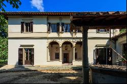 Historic villa on the hills of Fiesole