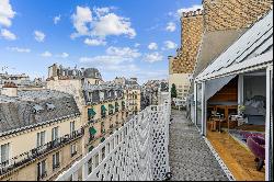 PARIS 16 - ATELIER ARTISTE ET TERRASSE EN DERNIER ETAGE - VUES DEGAGEES