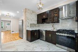 Gorgeously renovated 2 bedroom 1.5 Bath duplex in the heart of Pelham!