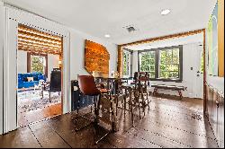 Beautifully Renovated 1780 Colonial