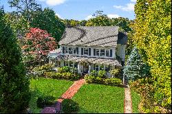 Charming Paine Heights Colonial