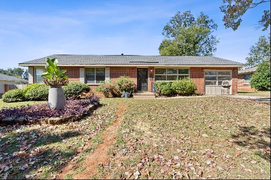 2103 Windover Drive Northeast, Huntsville, AL 35811