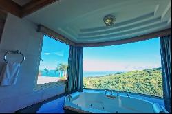 Tahiti - Punaauia - Luxury villa with a spectacular sea and mountains views