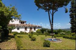 Renaissance Villa, a Treasure of History and Elegance in the Heart of Tuscany