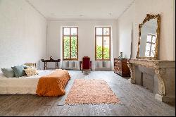 Marseille 6th, Quartier des Antiquaires – Elegant Bourgeois Apartment