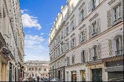 Paris VI - Beaux-Arts - Elegant turnkey apartment, three bedrooms