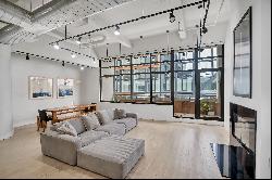 Expansive Duplex Park Living