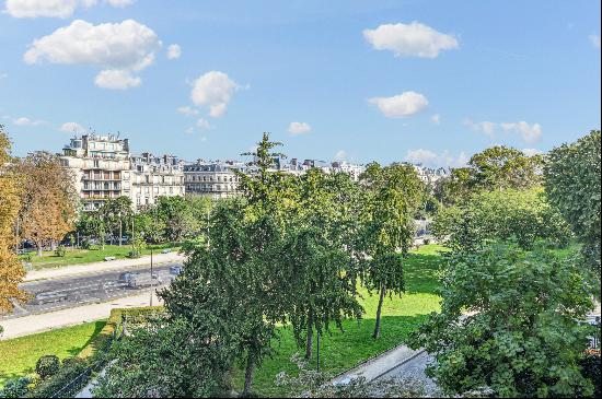 Apartment in Paris 16th - Foch / Poincare