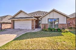 9436 Northwest 87th Place, Yukon, OK 73099