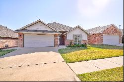 9436 Northwest 87th Place, Yukon, OK 73099