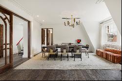 Recently refurbished penthouse apartment in prime Mayfair Village