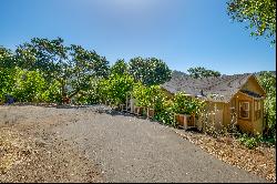 Sunny Cottage with Panoramic Views