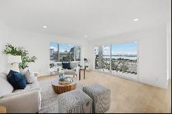 Dreamy Home in the Watergate Community