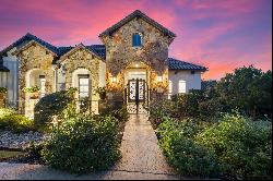 Luxurious Custom Home with Backyard Oasis in Bella Montagna, Lakeway