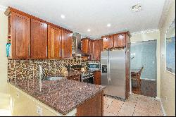 59 Washington Court, Montville, NJ 07082