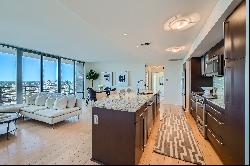 Contemporary Unit at Harbor East