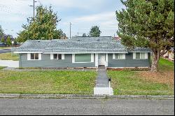 1535 W 7th St, Port Angeles, WA 98363