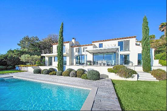 Vente - Villa Grimaud - 2a 700a 000a 