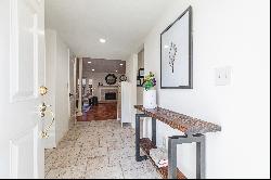 Great Detached Townhome in Los Gatos!