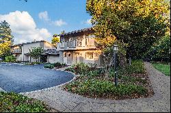 Great Detached Townhome in Los Gatos!