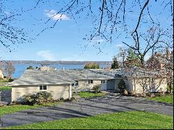 Mid-Century Modern Ranch with Hudson River Views