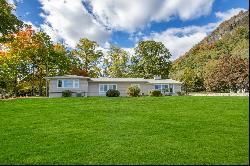 Mid-Century Modern Ranch with Hudson River Views