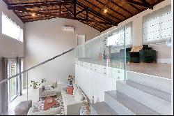 Fully renovated house surrounded by greenery in Alto da Boa Vista