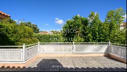 Elegant 5+2 bedroom villa next to Serralves, for sale, in Porto, Portugal