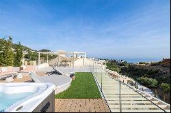 Cozy penthouse with spectacular sea views and immediate delivery in El Higueron