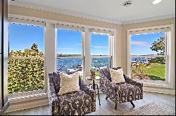 Stunning Three-Bedroom Condo with Breathtaking Geneva Lake Views