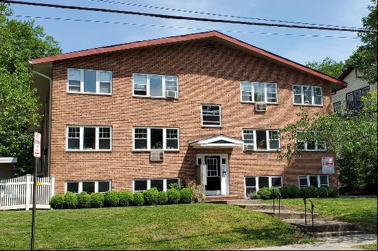 35 So Willow St B5, Montclair, NJ, 07042