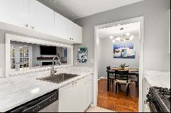 Picture Perfect Buckhead Condo - Fireplace and Flex Space