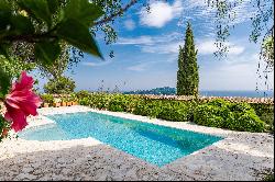 Exceptional historic bastide in Villefranche-sur-Mer with panoramic sea views